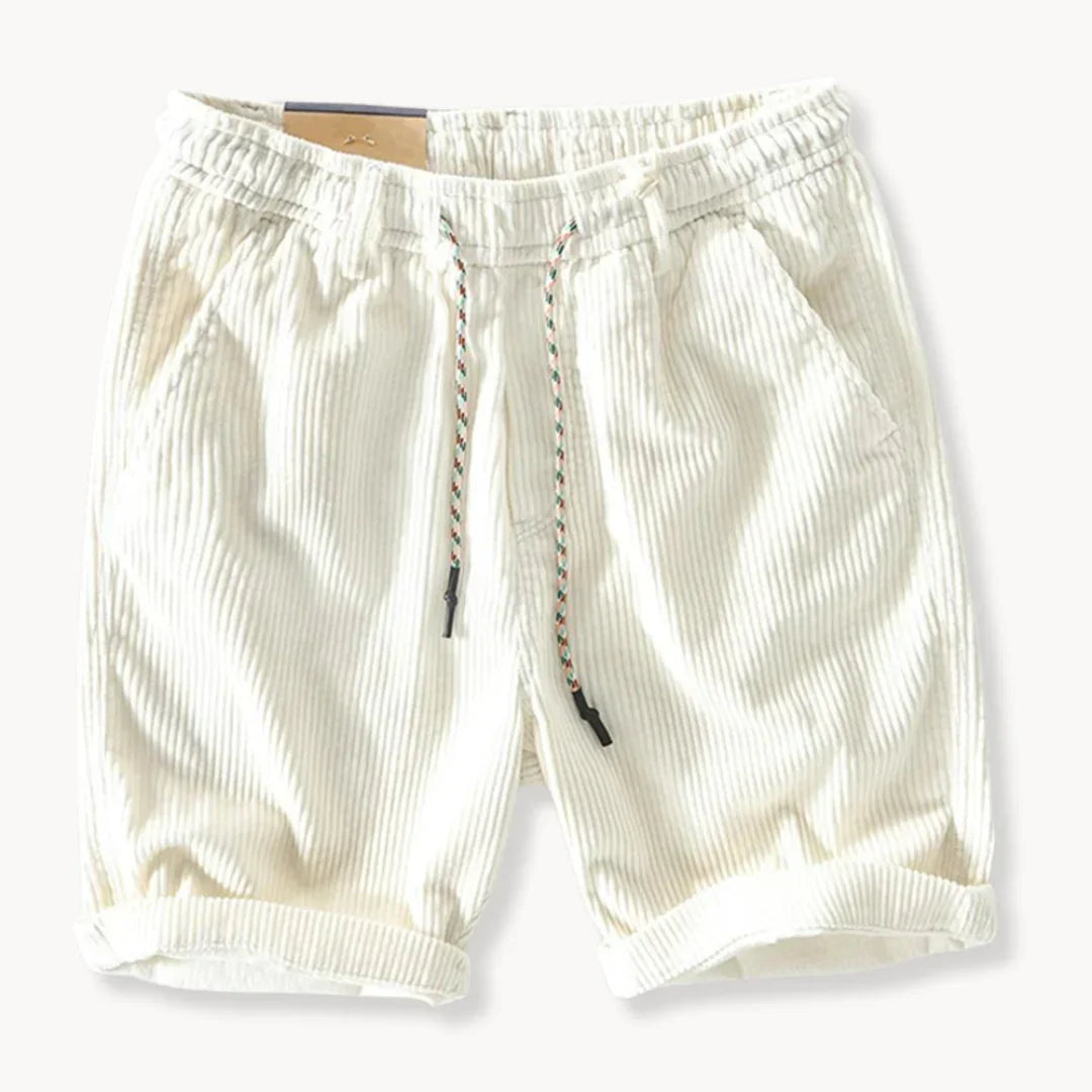 Adjustable drawstring casual men's shorts for effortless comfort, ideal for warm weather beachwear or daily use.