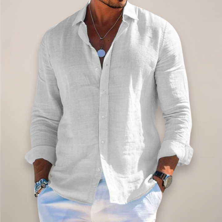 Stylish men's short sleeve button shirt for summer. Ideal casual wear & holiday outfit for comfort.