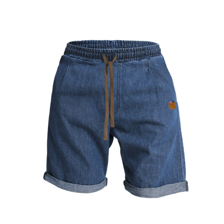 Classic men's casual denim shorts in a relaxed fit, complete with an adjustable drawstring for summer style.