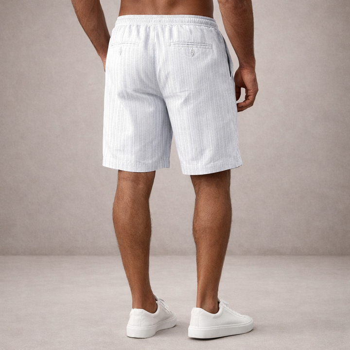 Modern men's drawstring shorts, relaxed fit for a casual and comfortable summer look.