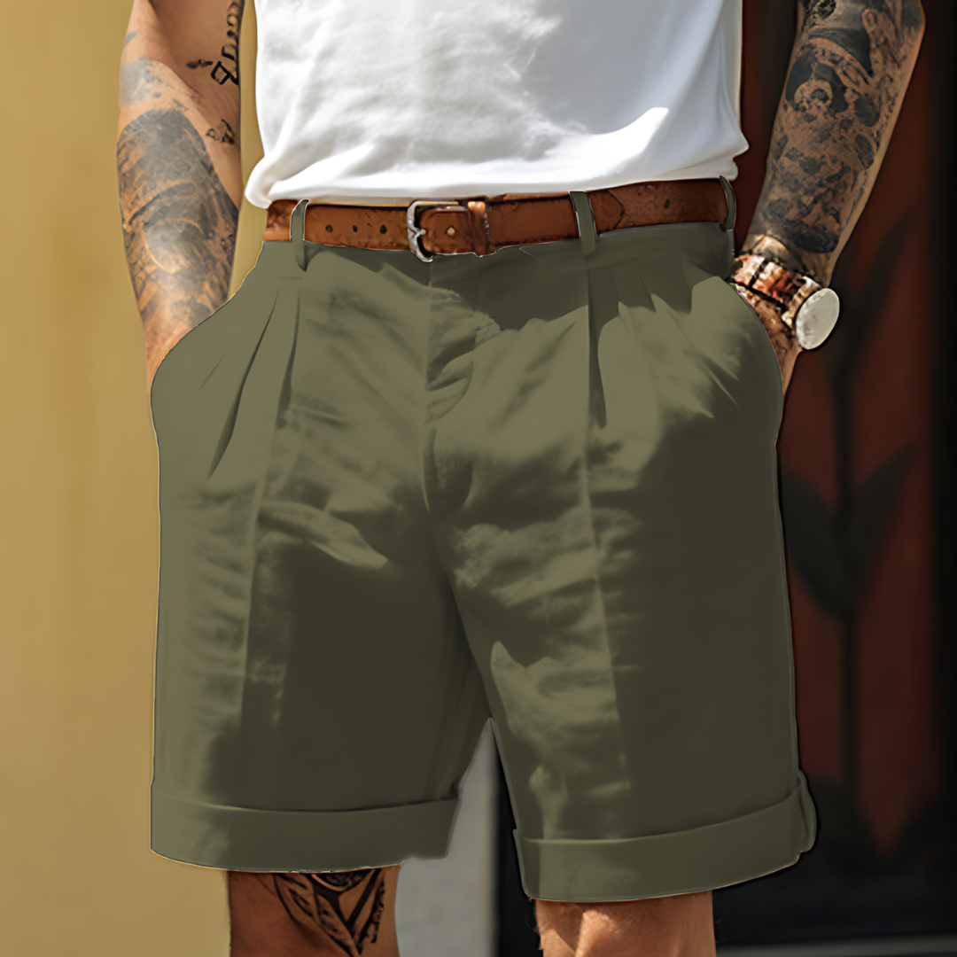 Modern men's casual elegant shorts, showcasing sophisticated menswear style for spring and summer comfort.