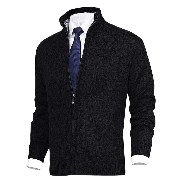 Versatile men's full-zip cardigan with collar & pockets, a comfy smart casual layering piece for any season.