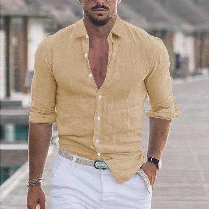 Detail view: Men's casual turn-down collar shirt with button-up front. Long sleeve, relaxed fit for everyday comfort.