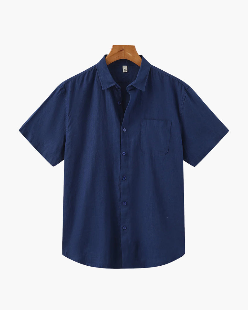 Comfortable men's short sleeve shirt, suitable for summer, beach, and travel.