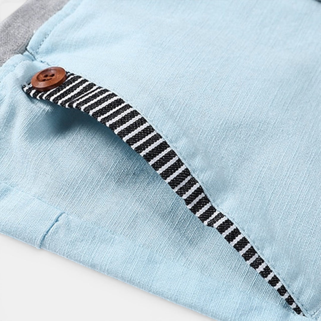 Enjoy ultimate comfort in these men's casual summer shorts, featuring an elastic waist & relaxed fit.
