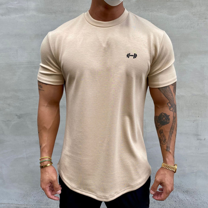 Men's casual t-shirt in soft, breathable fabric for everyday comfort and versatile styling.