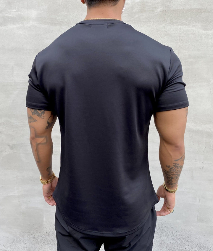 Versatile men's casual top, a basic tee essential for any everyday outfit and modern style.