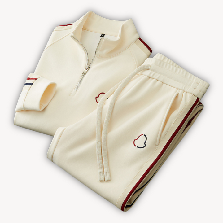 Sporty men's loungewear set with zip hoodie & joggers for everyday comfort.