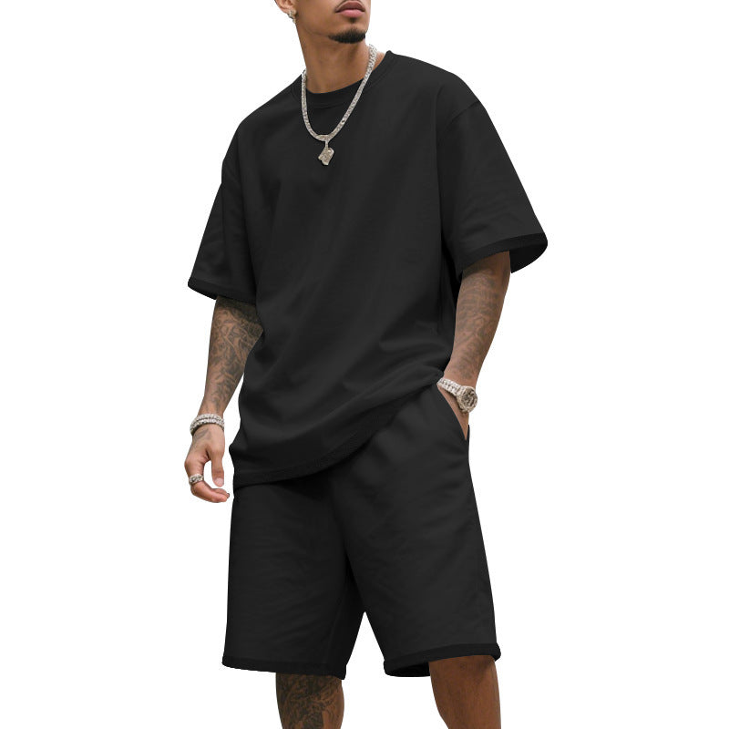 Men's casual training t-shirt & shorts set in a comfort fit, perfect for workouts & activewear.