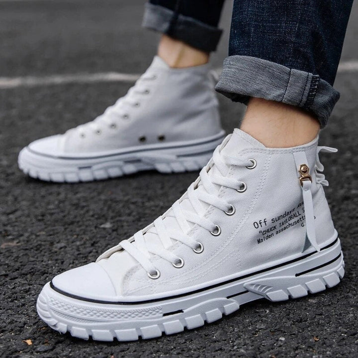 Casual men's chunky high-top sneakers, ideal for spring & autumn streetwear. Comfortable and fashionable footwear.