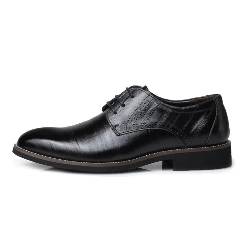 Stylish men's blue Oxford dress shoes. Sophisticated lace-up formal footwear, perfect for weddings or office.
