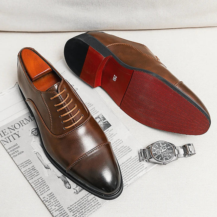 Versatile men's formal Oxford shoes with a striking red sole, ideal for weddings, galas, and business attire.