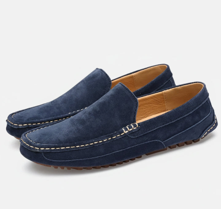 Modern classic men's slip-on shoes with a flexible sole, delivering comfort and effortless casual style.