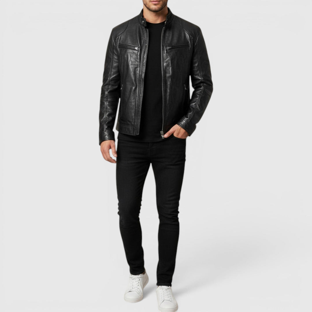 Elegant men's classic jacket with a practical zip front, ideal for layered and timeless outfits.