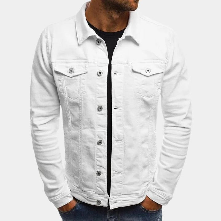 Close-up of men's blue denim jacket fabric & metal buttons, showcasing classic style, quality & durable outerwear.