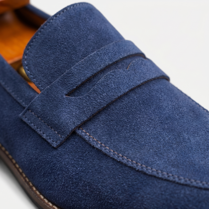 Professional men's penny loafers. Sleek slip-on dress shoes, ideal for office wear and business meetings.