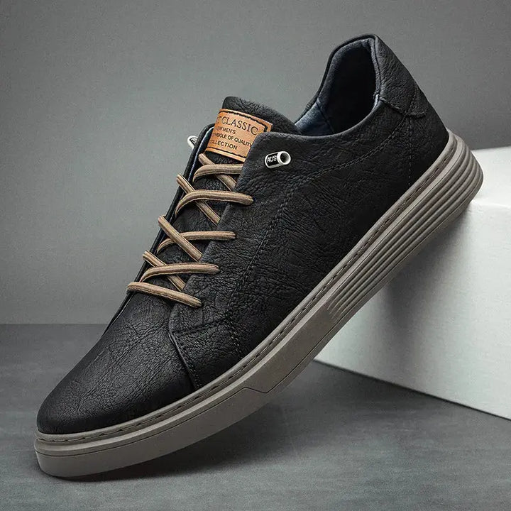 Brown men's comfort Oxford sneakers, stylish casual footwear with a classic design. Ideal versatile menshoes.