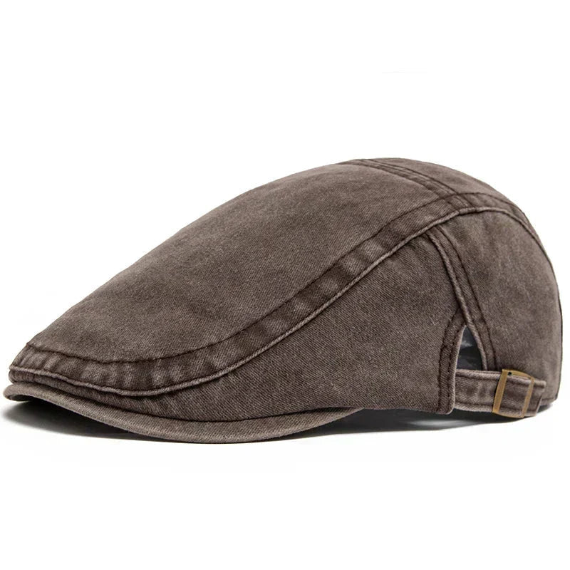 Fashionable men's flat cap, a classic hat for everyday wear & versatile styling.