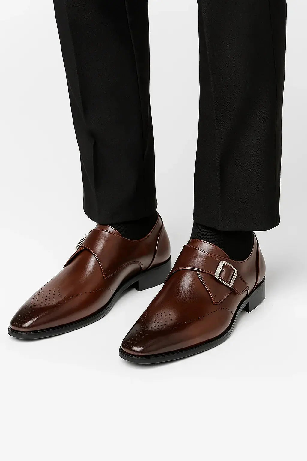 Stylish men's classic loafers, handcrafted Italian dress shoes suitable for formal events & smart casual outfits.