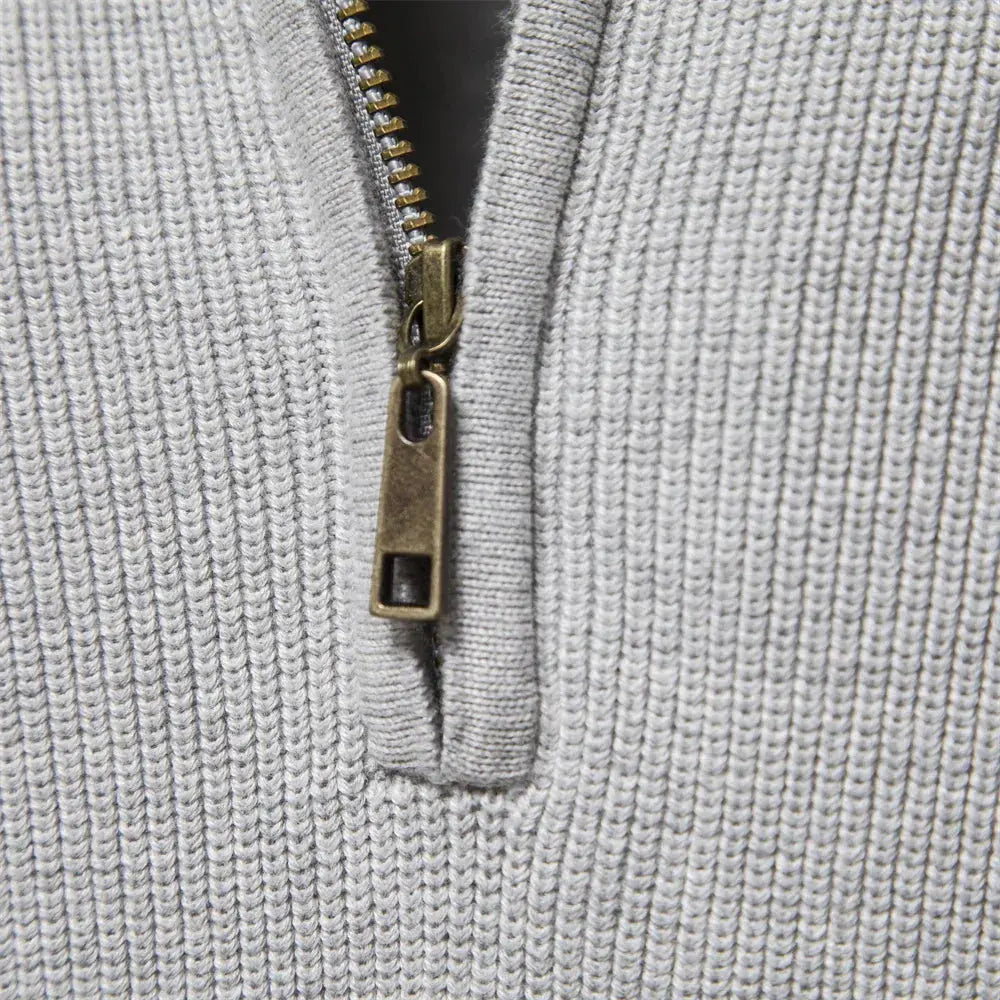 Everyday men's half-zip knitwear, a versatile long-sleeve jumper for ultimate comfort and style.