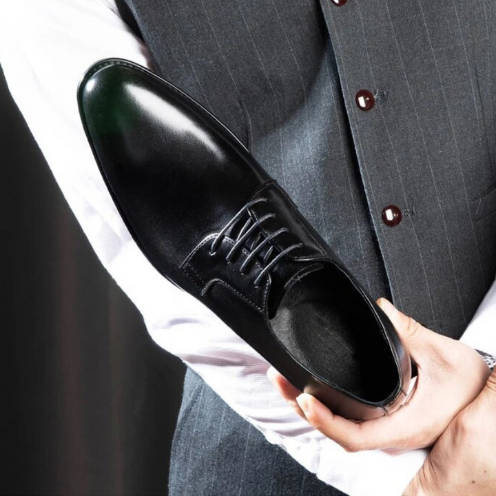 Versatile men's formal dress shoes, perfect for elevating any occasion, from business to weddings. Stylish & durable.