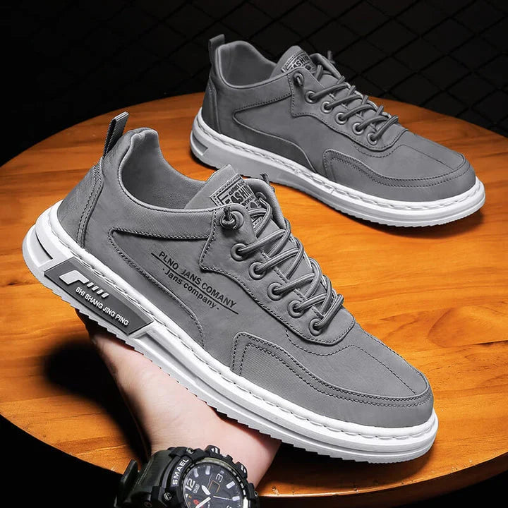 Casual men's walking sneakers with orthopedic comfort, ideal for daily wear & arch support.