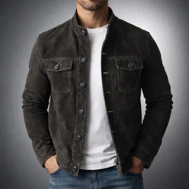 Men's timeless pocket jacket, offering a refined look and practical design for any occasion.