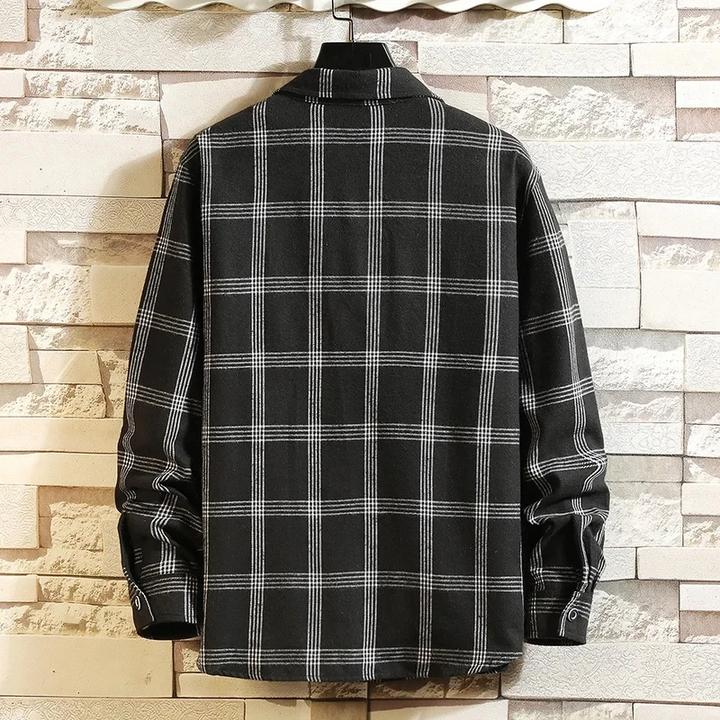 Stylish men's green plaid flannel long sleeve shirt, button-up, perfect for streetwear and casual looks.