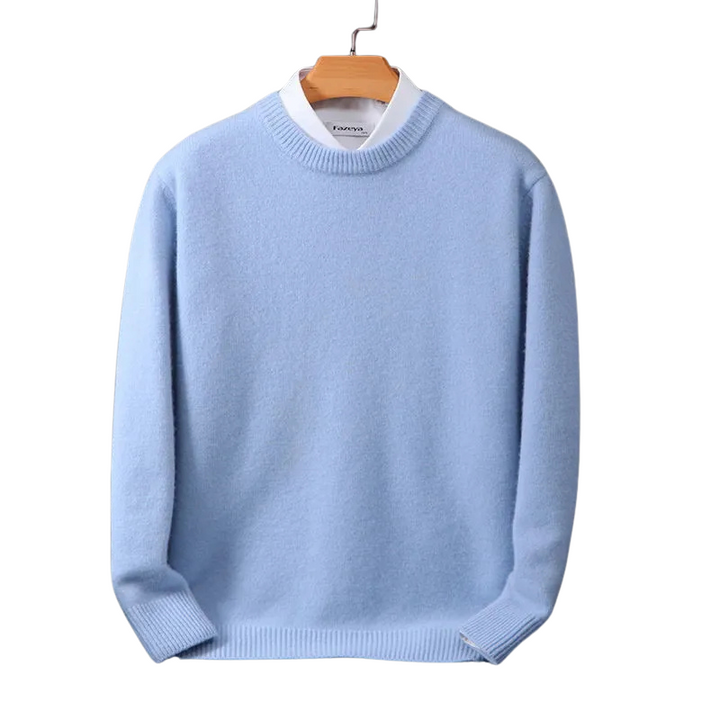 Cozy men's classic knit sweater, ideal for winter fashion and autumn style, offering everyday comfort.
