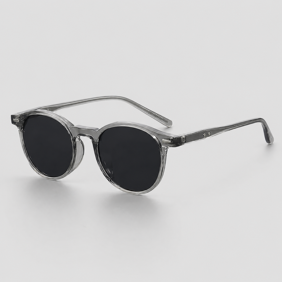 Stylish men's round sunglasses, perfect fashion accessory for sunny days and outdoor adventures.