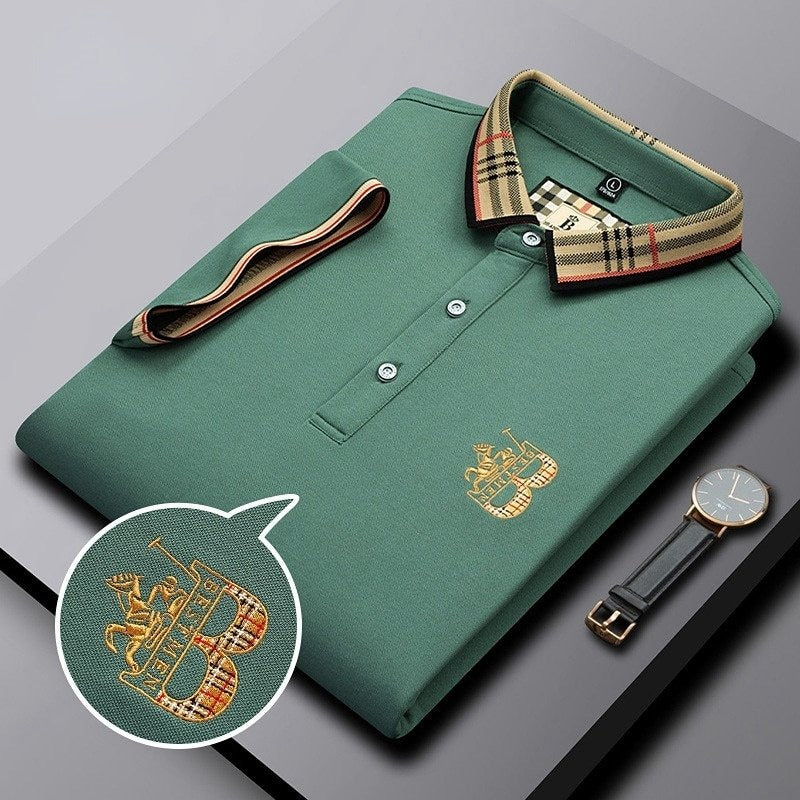 Comfortable men's polo shirt, ideal for versatile smart casual outfits & everyday fashion.