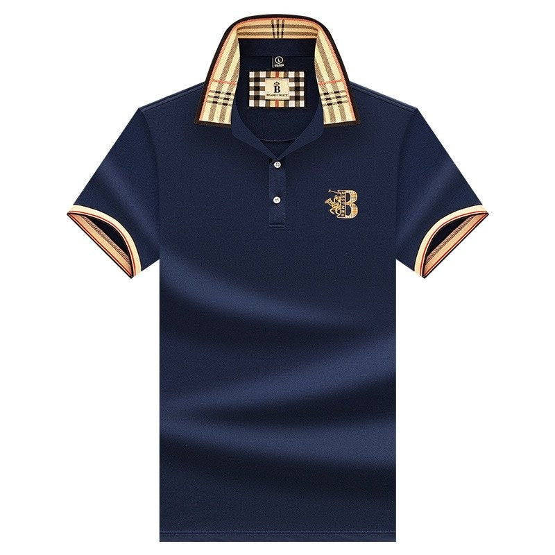 Versatile men's classic polo shirt, perfect for casual or smart casual looks. Comfortable apparel.