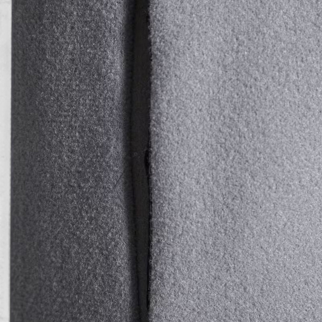 Elegant men's single-breasted overcoat, ideal for formal winter wear.