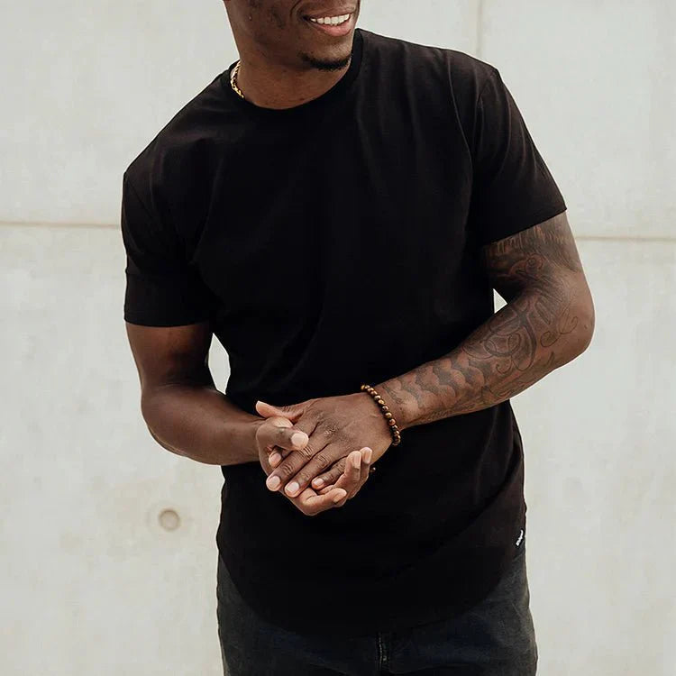 Casual men's slim fit short-sleeve tee, comfortable crew neck design for modern everyday use.