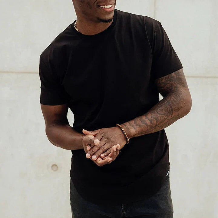 Casual men's slim fit short-sleeve tee, comfortable crew neck design for modern everyday use.