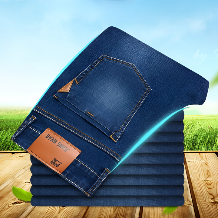 Versatile men's straight leg jeans, perfect for casual fashion & everyday comfort. Classic fit bottoms.