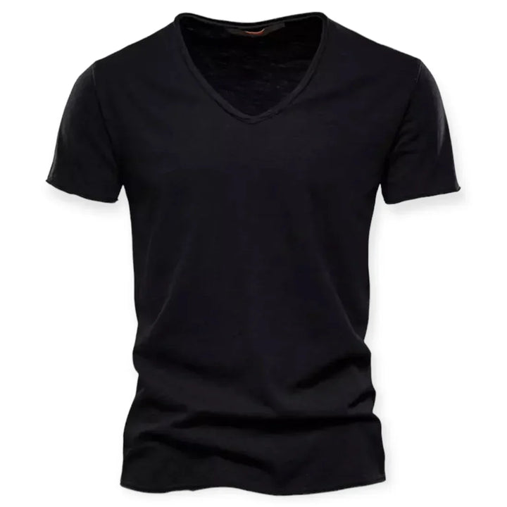 Detailed view of the V-neckline on a men's casual t-shirt, emphasizing its clean cut and modern design.