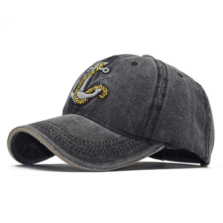 Dockside Khaki men's classic washed baseball cap, vintage look, adjustable, casual and comfortable.
