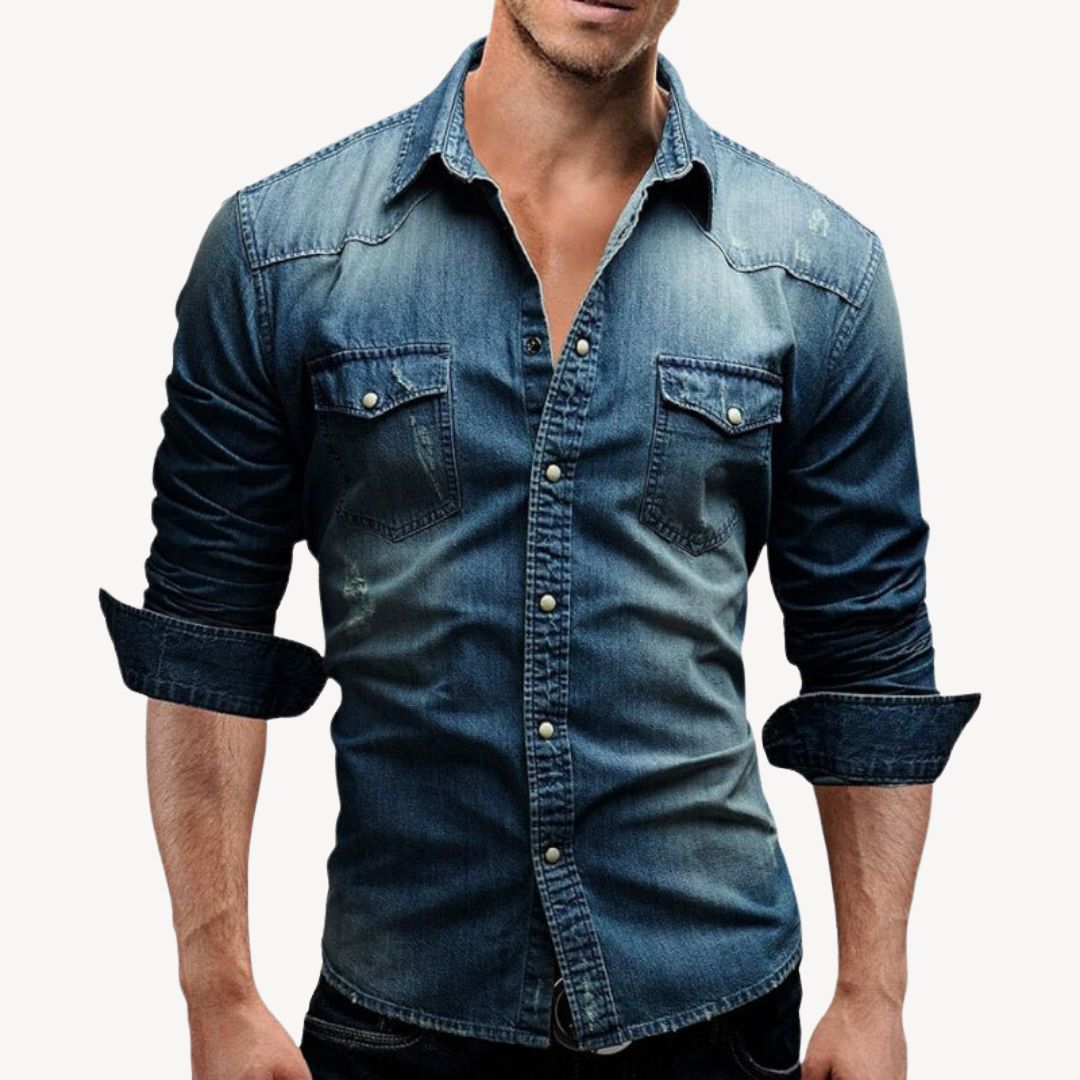 Men's classic western snap button shirt for a rugged style. Long sleeve casual menswear.