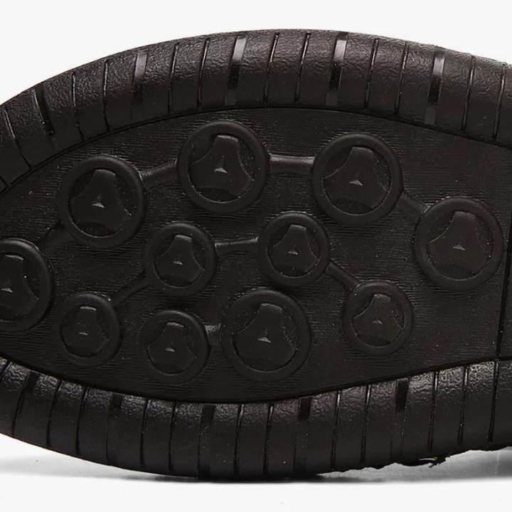 Detail of breathable upper on men's closed-toe comfort sandals. Secure & comfy for all-day summer wear.