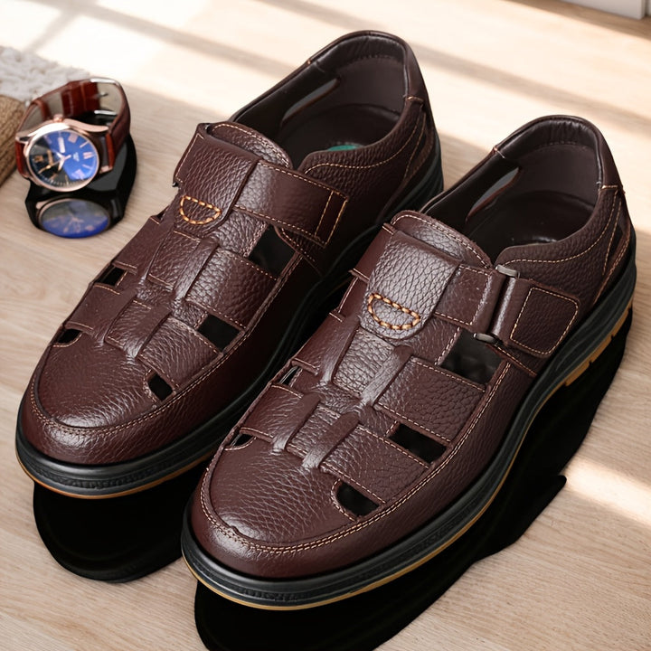 Men's breathable comfort shoes, closed-toe summer sandals with good grip for various outdoor activities.