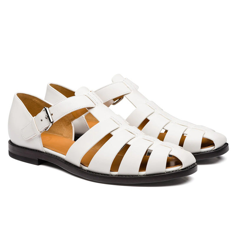 Men's closed-toe summer sandals with adjustable buckle for comfort and outdoor wear.