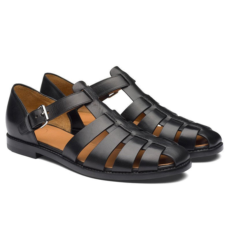 Casual men's closed-toe summer sandals, perfect for beach, outdoor activities, or spring/summer.