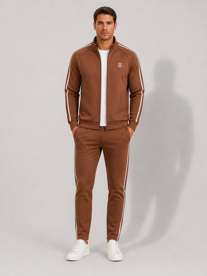 Men's comfortable casual grey tracksuit, a stylish two-piece set for everyday loungewear.