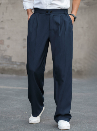 Gray men's relaxed fit loose trousers, perfect for comfortable everyday casual wear. Versatile fashion.