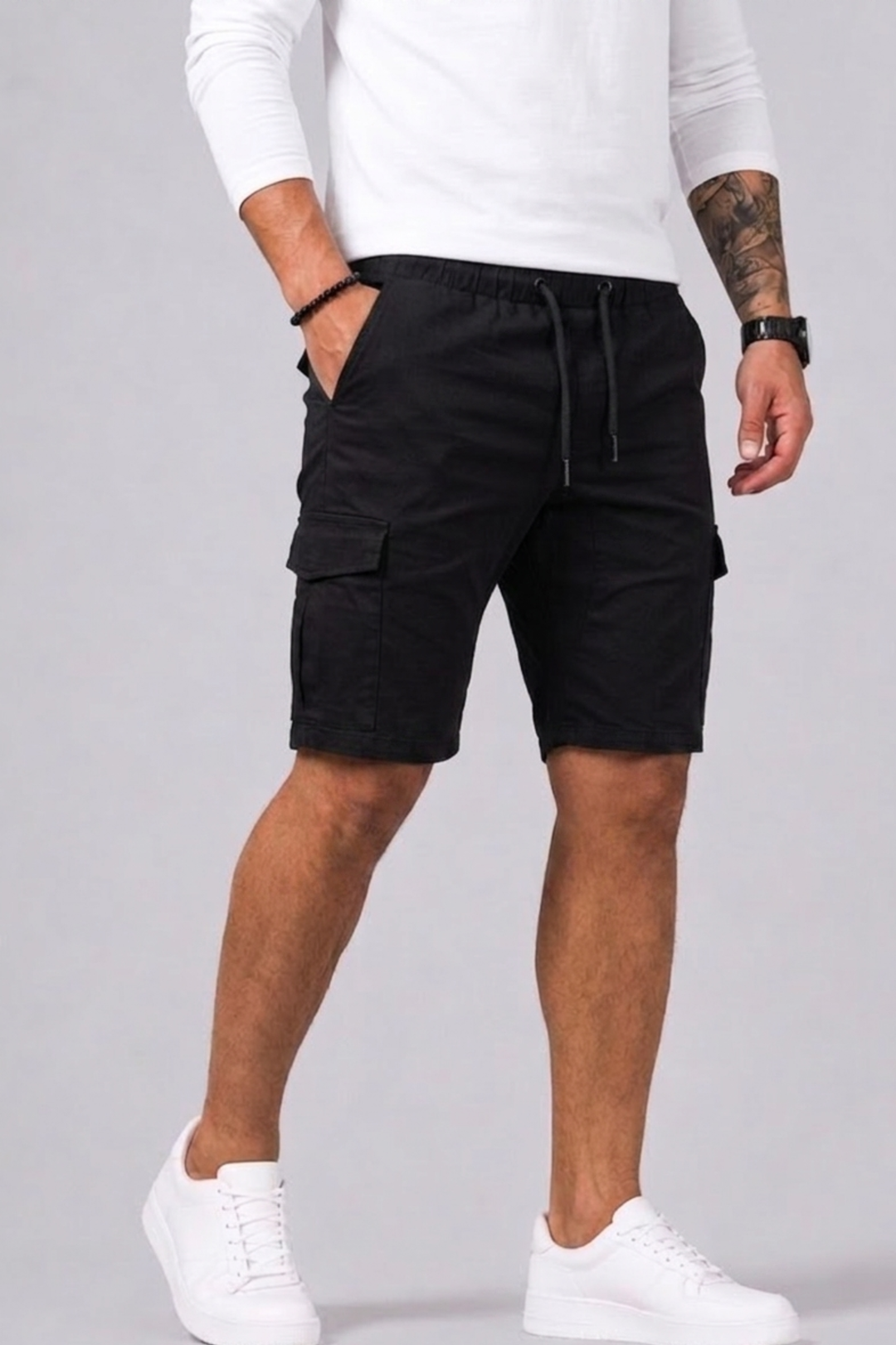 Men's comfortable straight fit cargo shorts with multiple pockets, ideal for casual summer wear.