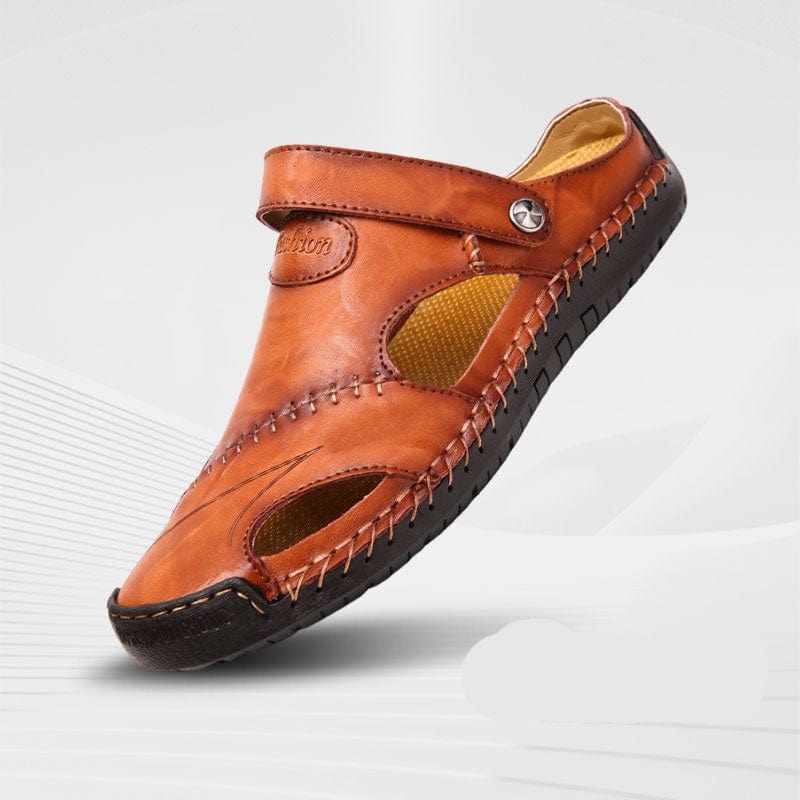 Stylish mens summer sandals with adjustable straps, offering superior comfort for walking & casual wear.