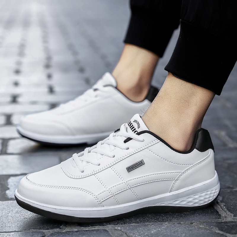 Comfortable men's orthopedic shoes provide excellent arch support & pain relief, perfect for long-lasting wear.