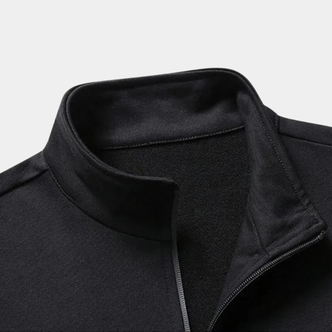 Men's activewear tracksuit: cozy hoodie and joggers set for spring & autumn. Perfect for comfort & style.
