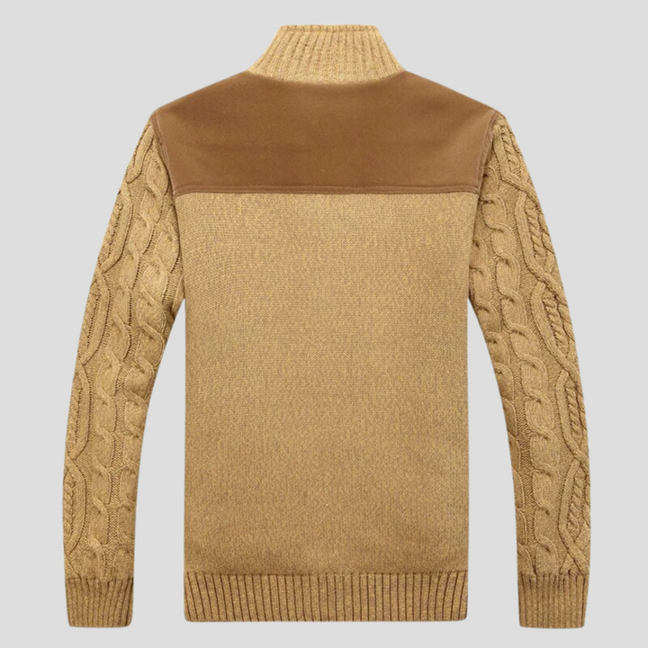 Cozy men's sweater: a plush-lined button-front cardigan, offering ultimate warmth and casual winter style.